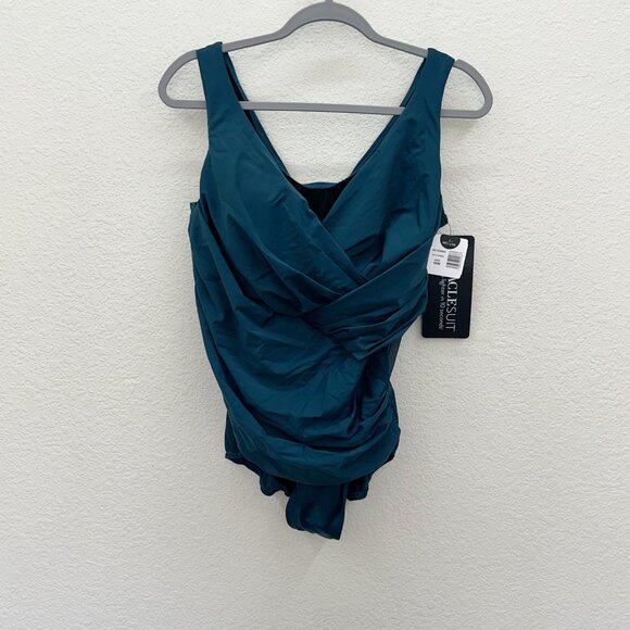 Miraclesuit Nova Crossover One Piece Bathing Swim Suit 6519089W Womens 16W NEW - Picture 1 of 9